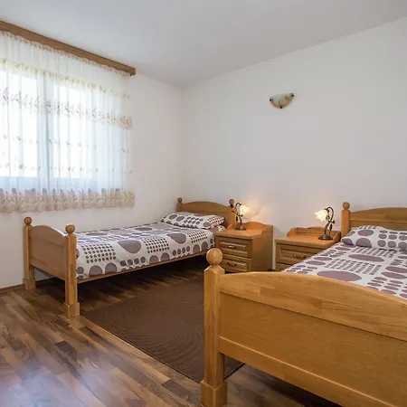 Apartment Cozy In Nova Vas With Swimming Pool *