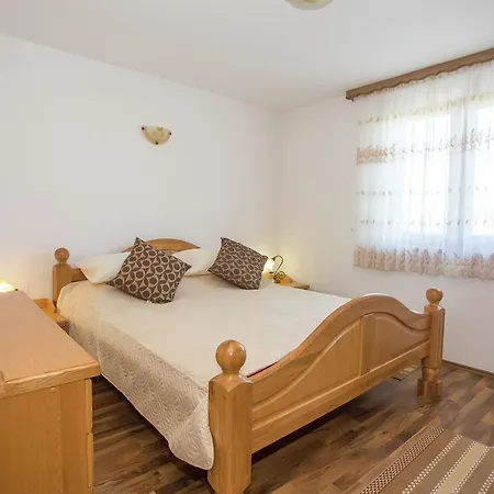 Cozy In Nova Vas With Swimming Pool Apartment