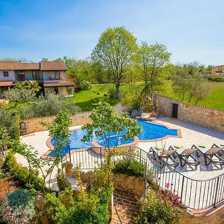 Cozy In Nova Vas With Swimming Pool Apartment Nova Vas (Porec)